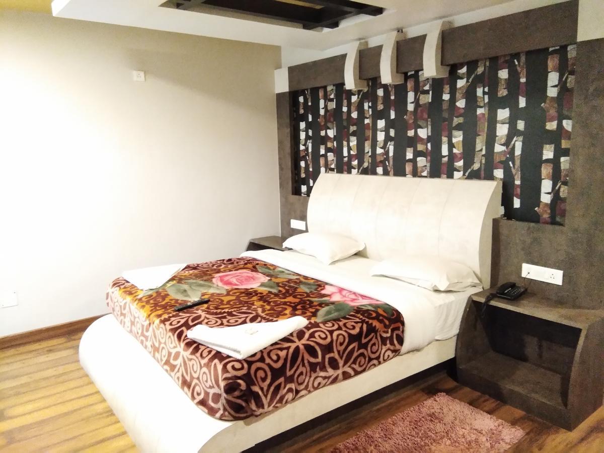 Sarkar Palace Ooty Bagian luar foto